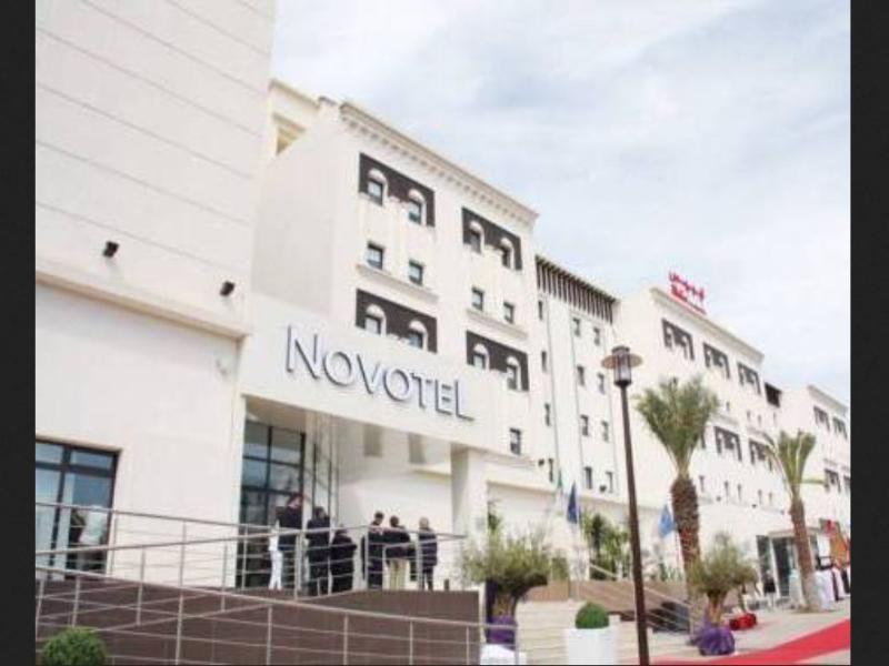 Novotel Kaszentína Kültér fotó