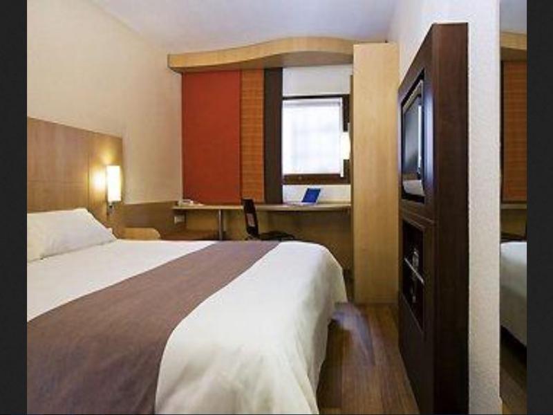 Novotel Kaszentína Kültér fotó