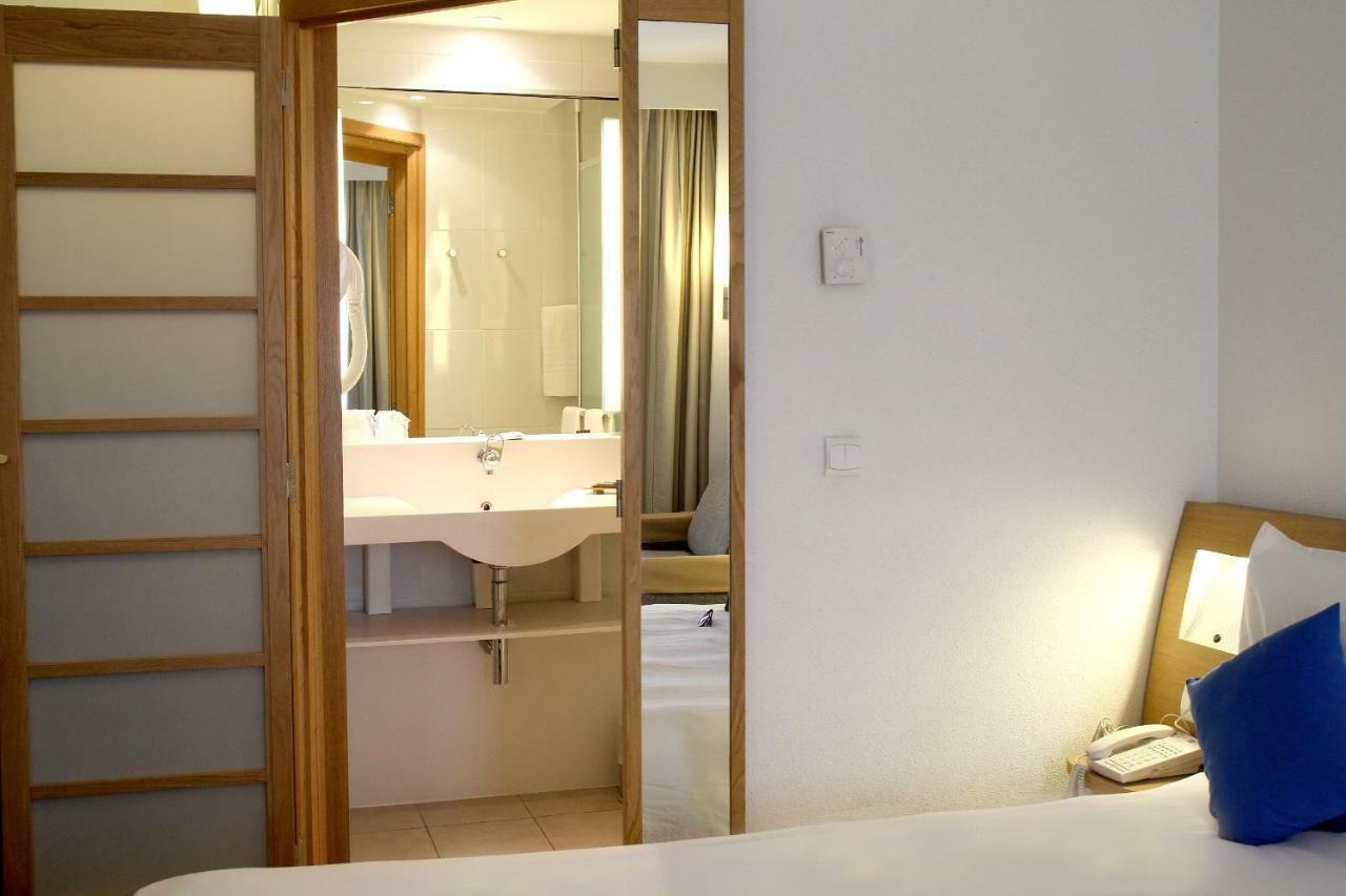 Novotel Kaszentína Kültér fotó