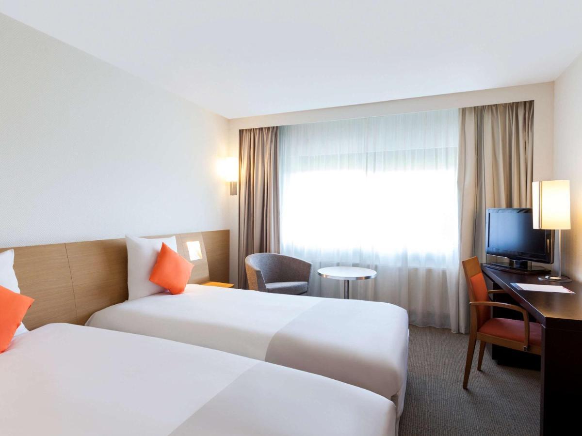 Novotel Kaszentína Kültér fotó
